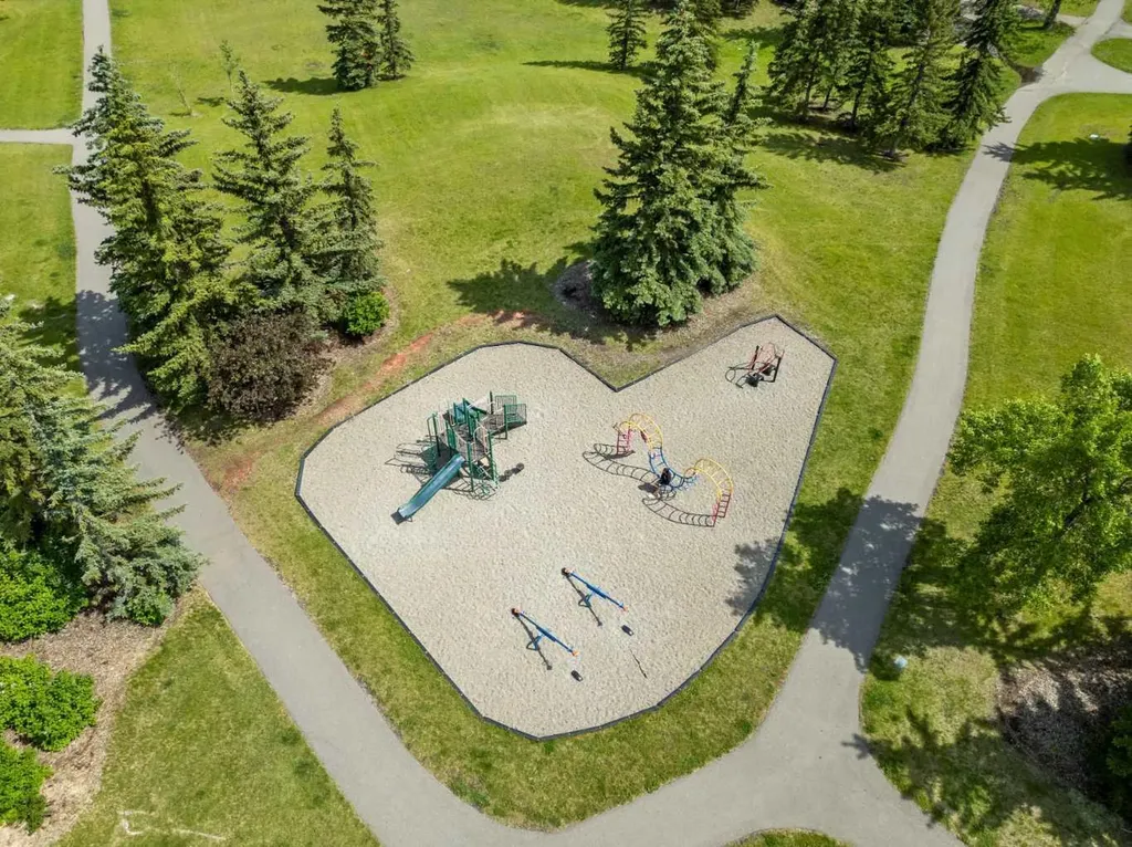 134 Erin Ridge Road SE Calgary AB T2B 2W9