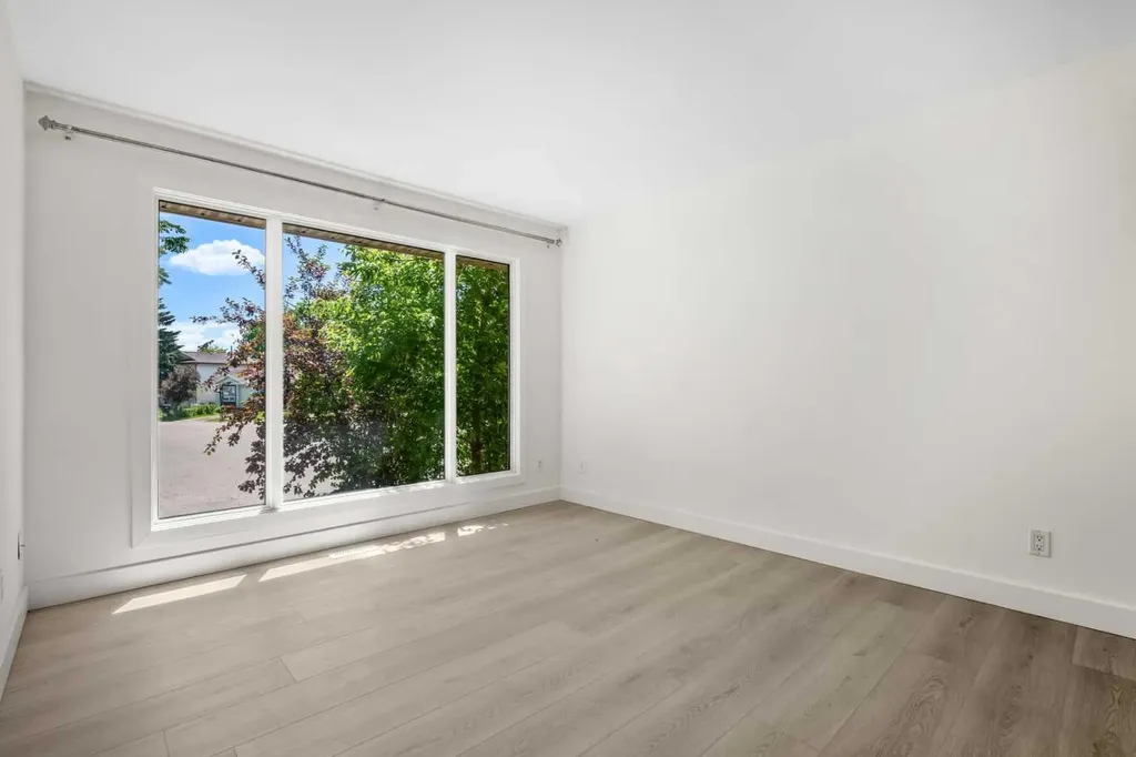 134 Erin Ridge Road SE Calgary AB T2B 2W9