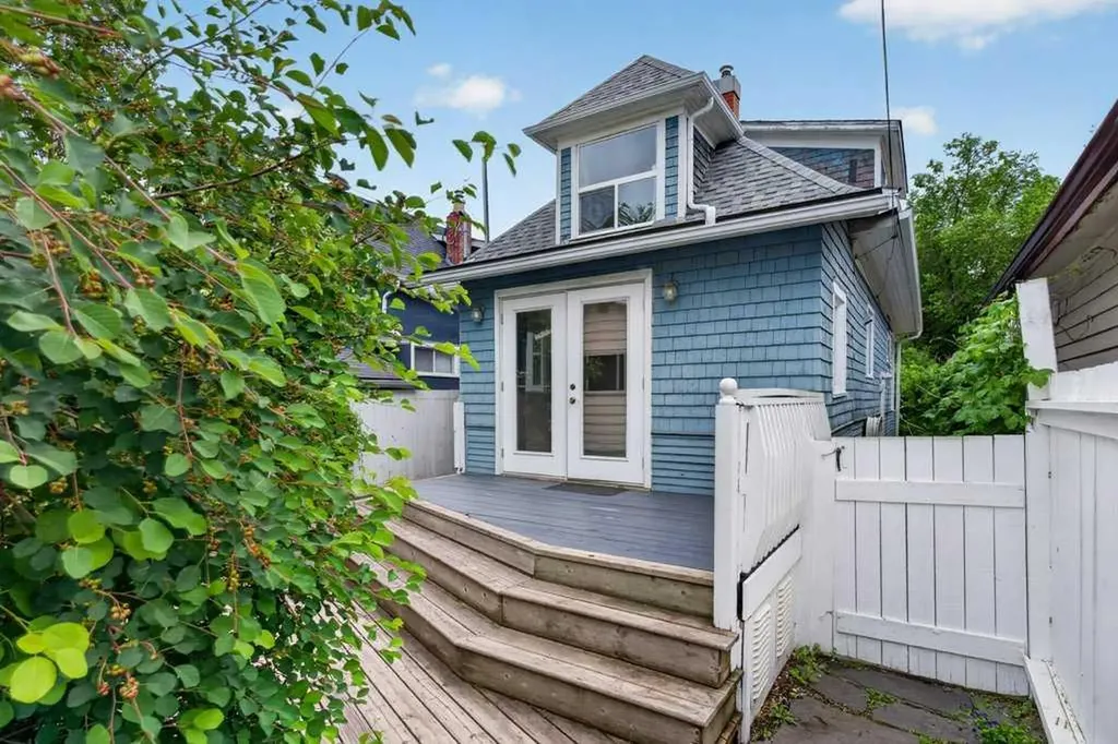 918 18 Avenue SE Calgary AB T2G 1L3