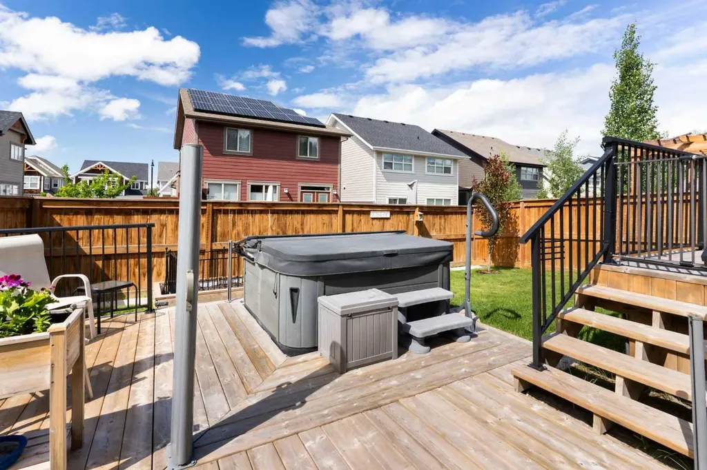 264 Riviera Way Cochrane AB T4C0Z2