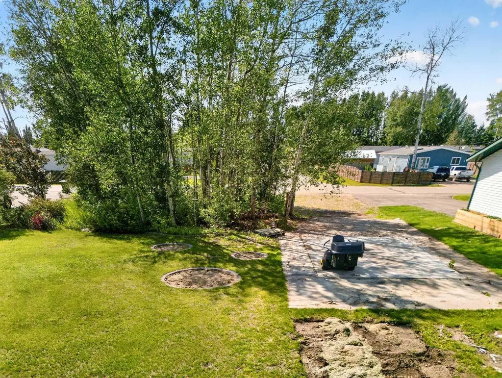 10313 107 Street La Crete AB T0H2H0