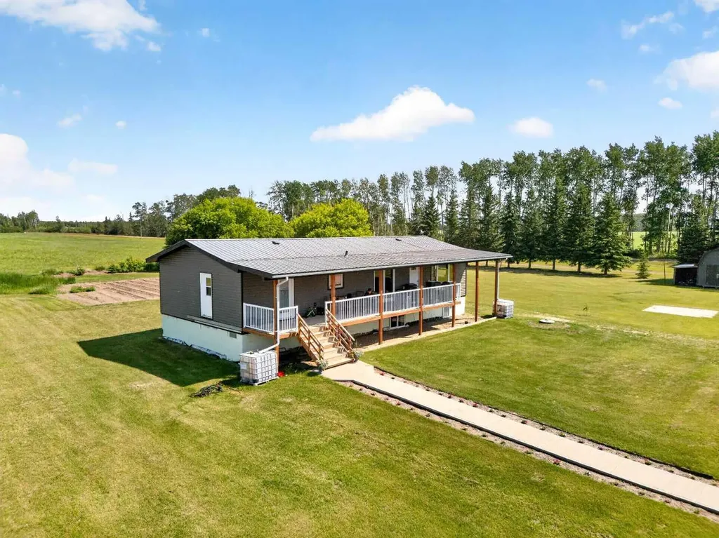 15176 Twp Road 1052 Rural Mackenzie County AB T0H2H0