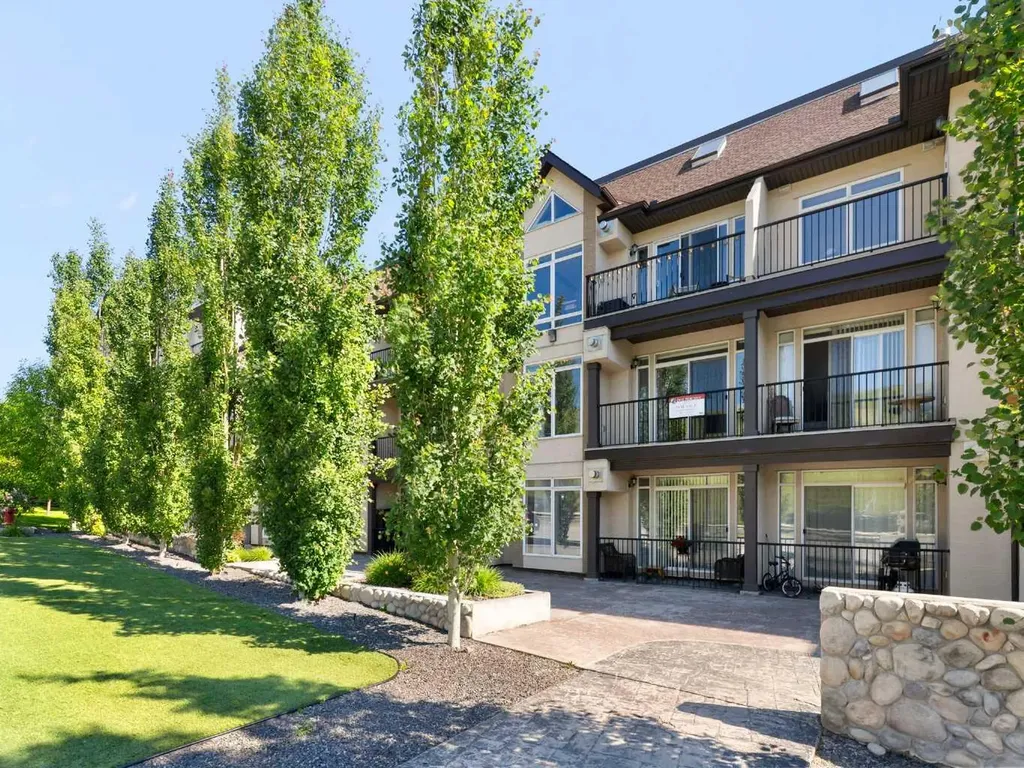 141 Mountain Street Cochrane AB T4C 1Z5