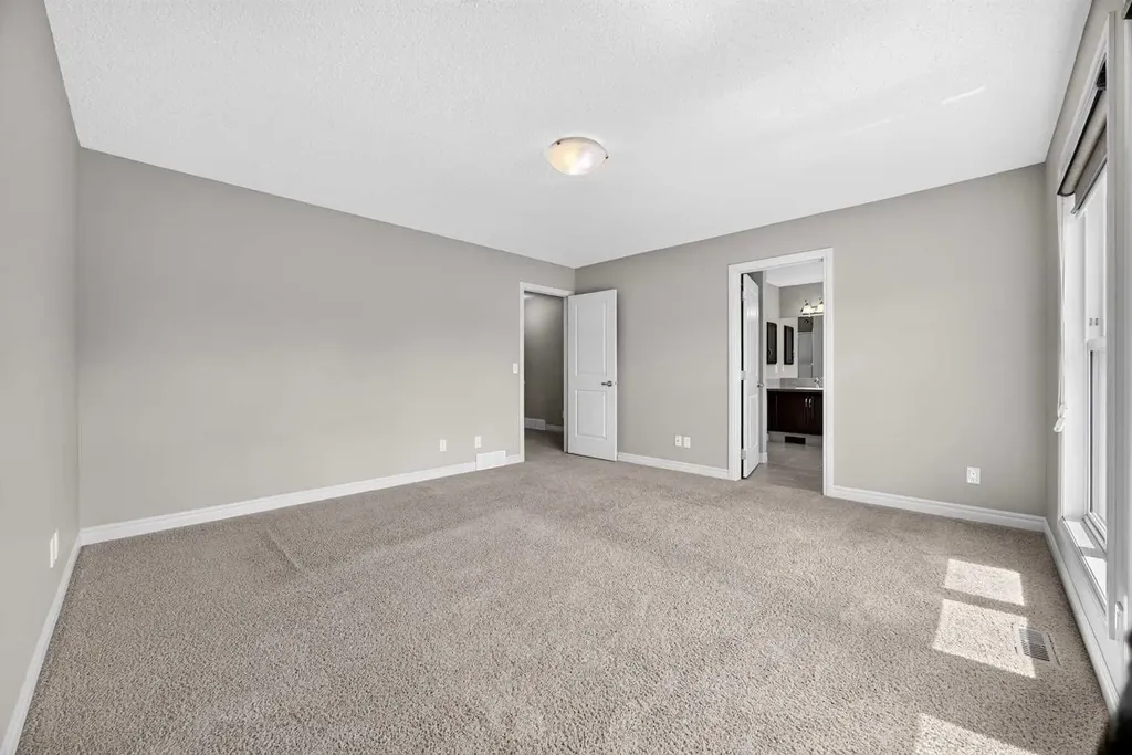 1022 Evanston Drive Calgary AB T3P0K5