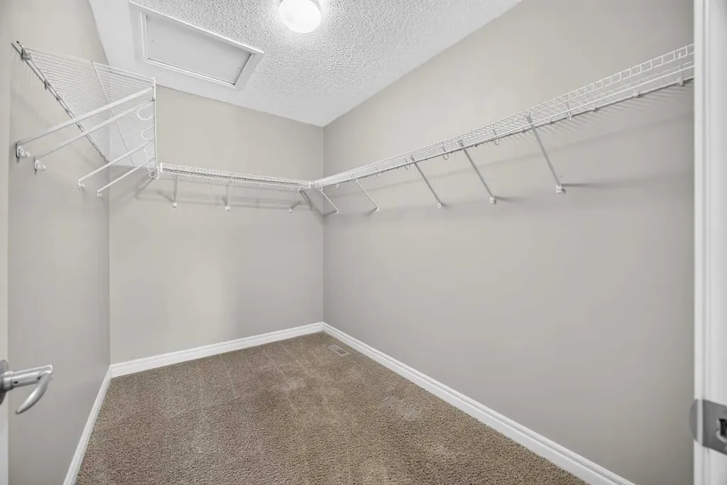 1022 Evanston Drive Calgary AB T3P0K5