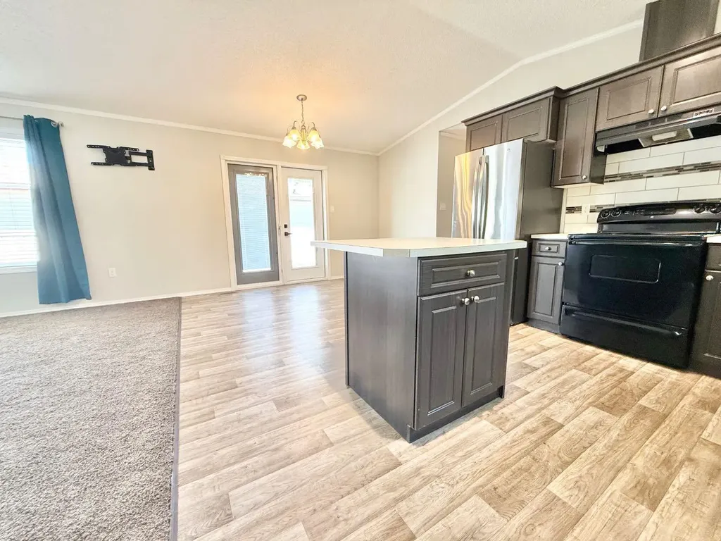 144 Birch Street W Brooks AB T1R 1H8