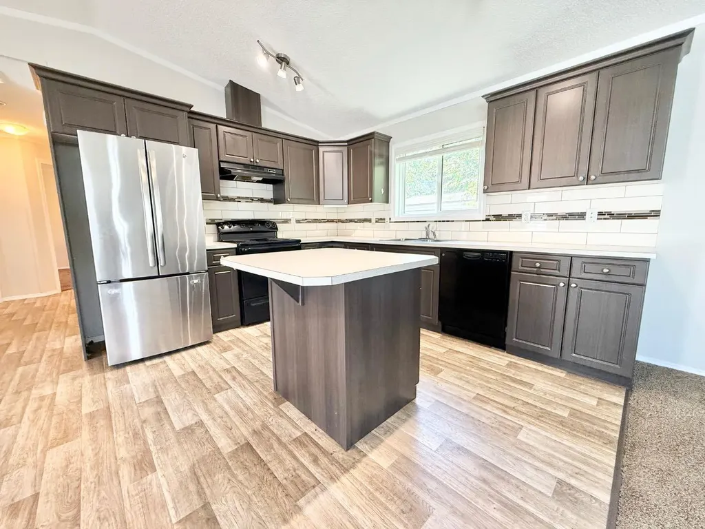 144 Birch Street W Brooks AB T1R 1H8