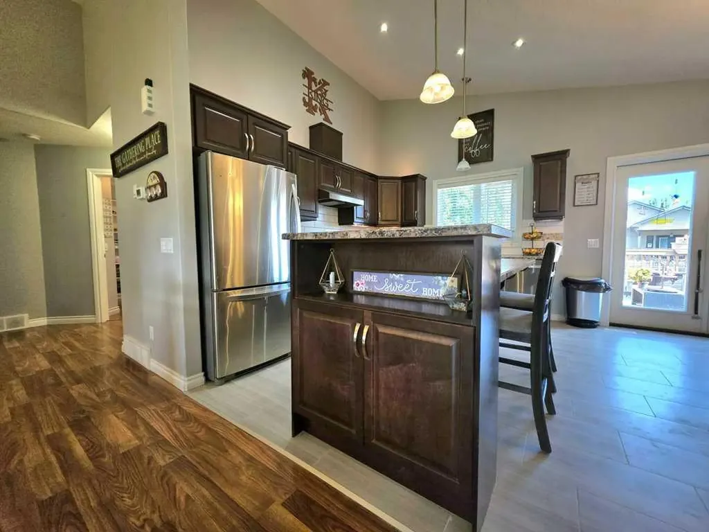 317 12 Street SE Slave Lake AB T0G 2A3