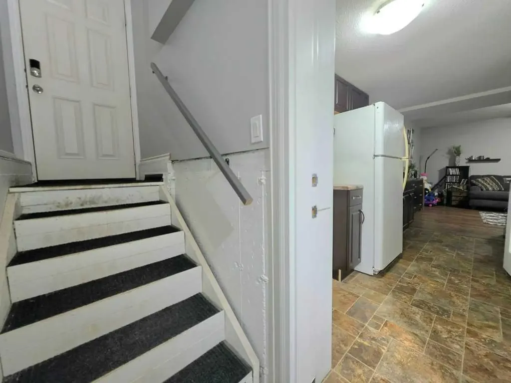 317 12 Street SE Slave Lake AB T0G 2A3