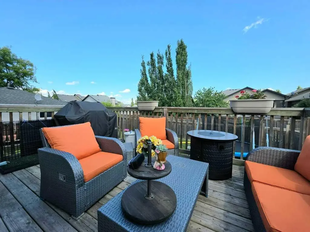 317 12 Street SE Slave Lake AB T0G 2A3