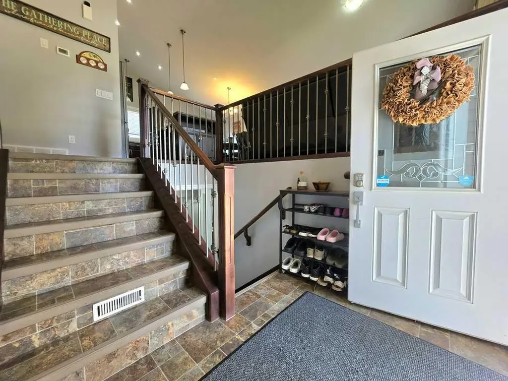 317 12 Street SE Slave Lake AB T0G 2A3