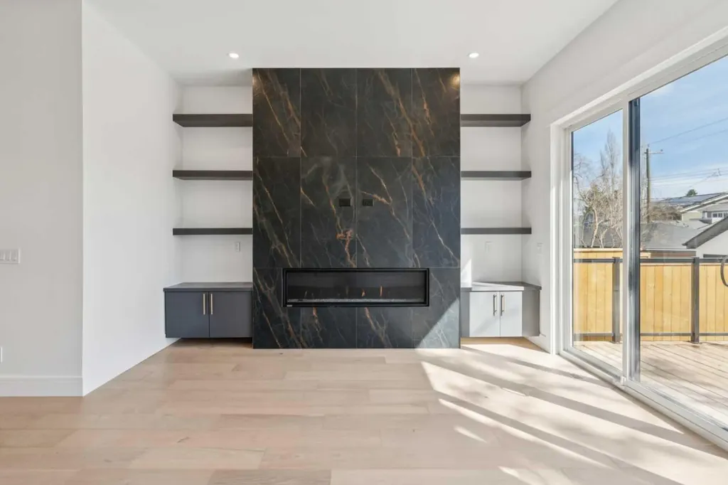 4216 16 Street SW Calgary AB T2T 4H6