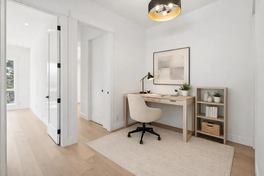 4216 16 Street SW Calgary AB T2T 4H6