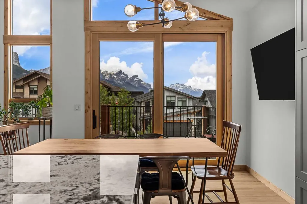 232 Stewart Creek Rise Canmore AB T1W0L8