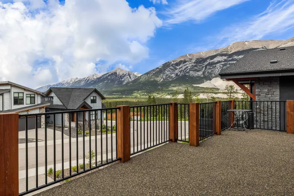 232 Stewart Creek Rise Canmore AB T1W0L8