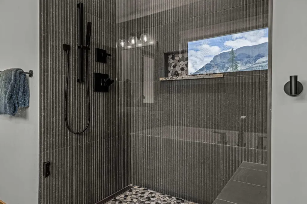 232 Stewart Creek Rise Canmore AB T1W0L8