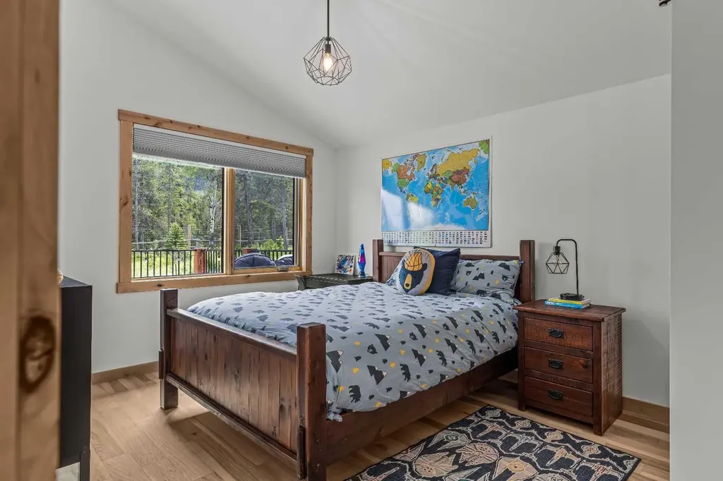 232 Stewart Creek Rise Canmore AB T1W0L8