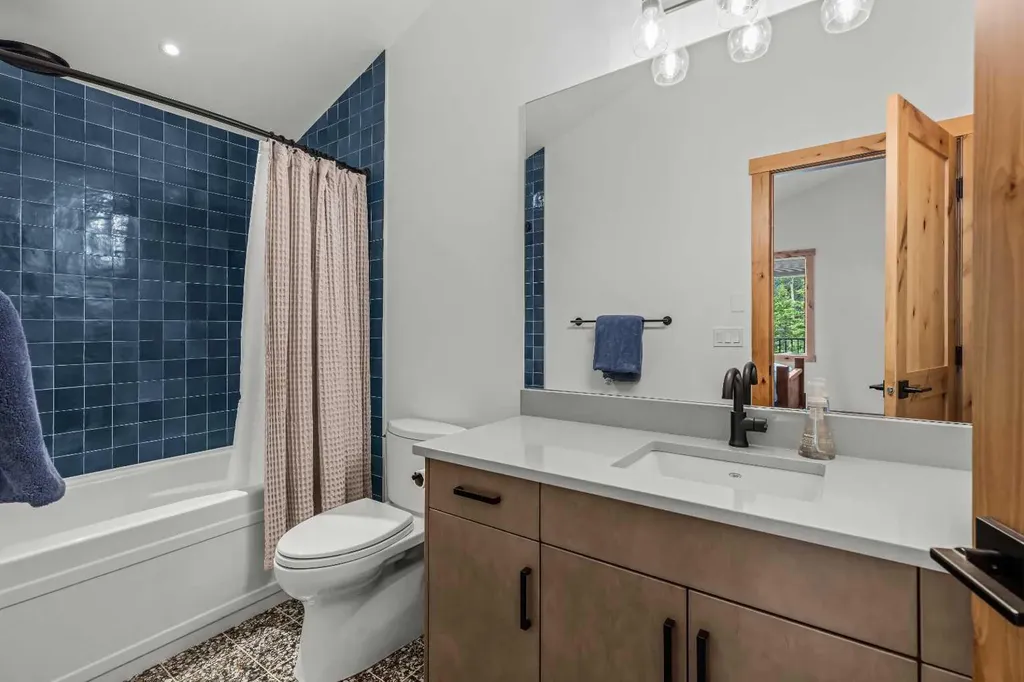 232 Stewart Creek Rise Canmore AB T1W0L8