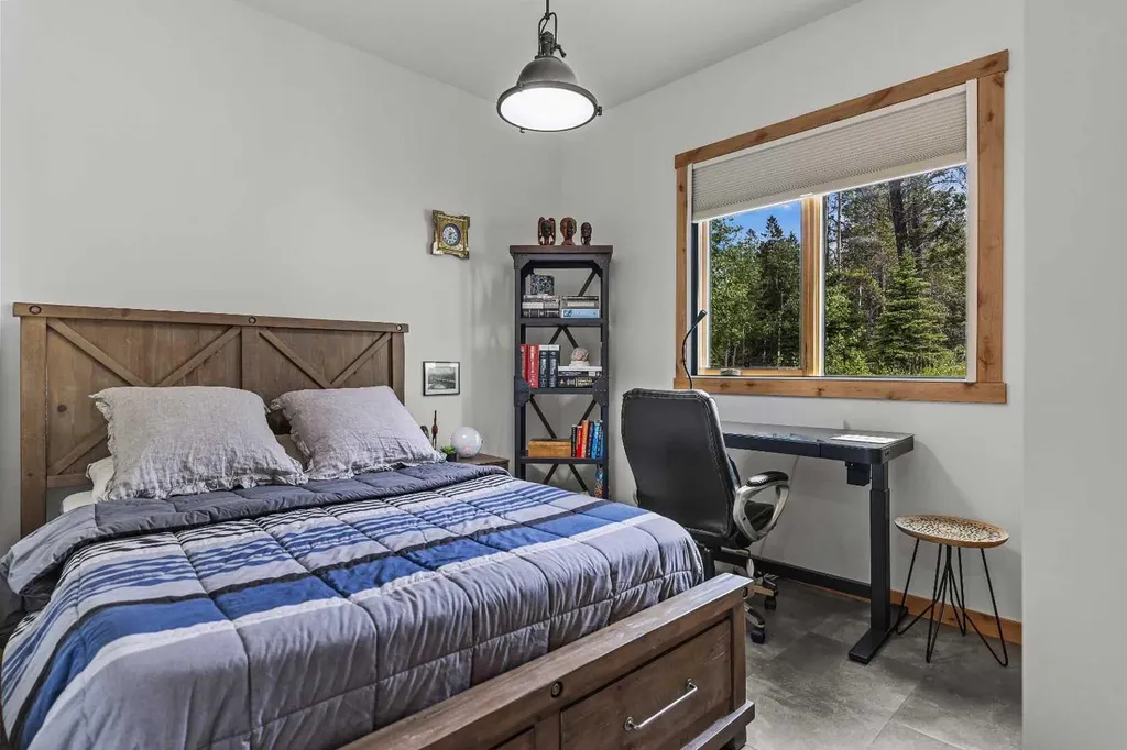232 Stewart Creek Rise Canmore AB T1W0L8