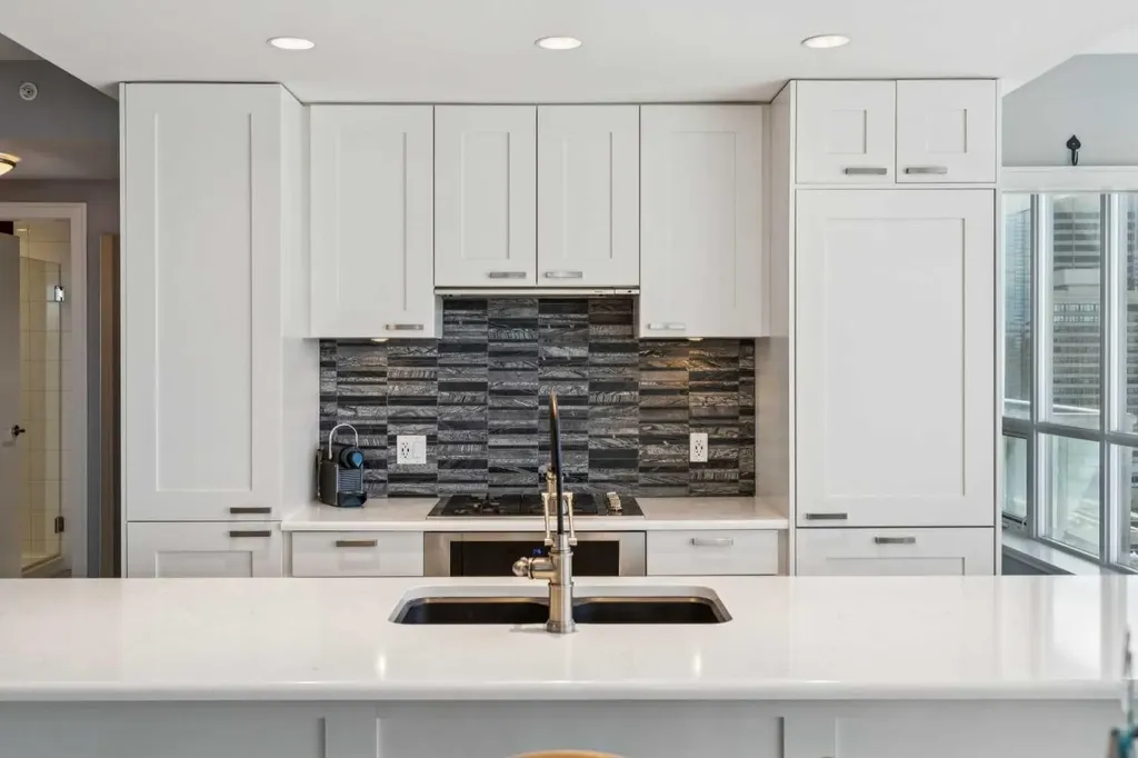 222 Riverfront Avenue SW Calgary AB T2P 0W3