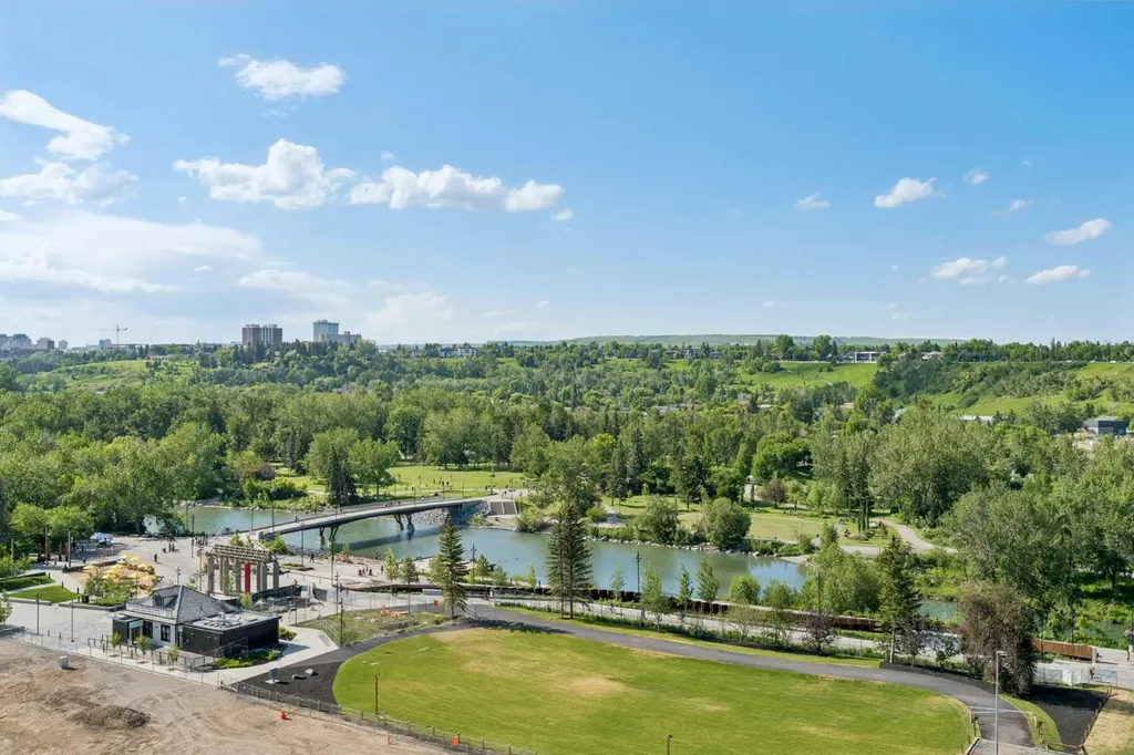 222 Riverfront Avenue SW Calgary AB T2P 0W3