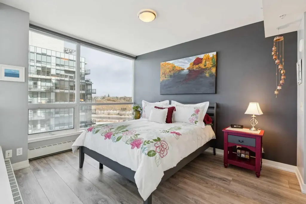 222 Riverfront Avenue SW Calgary AB T2P 0W3