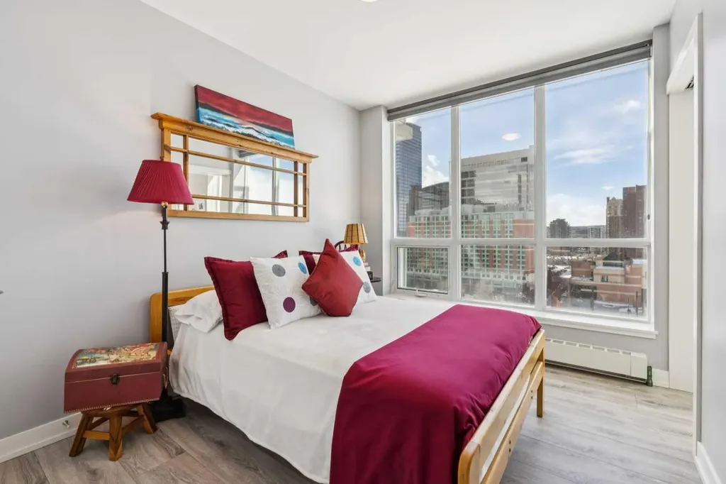 222 Riverfront Avenue SW Calgary AB T2P 0W3