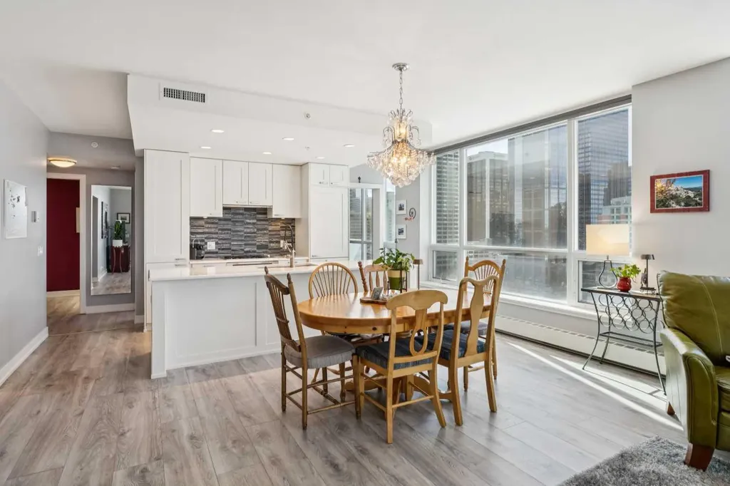 222 Riverfront Avenue SW Calgary AB T2P 0W3