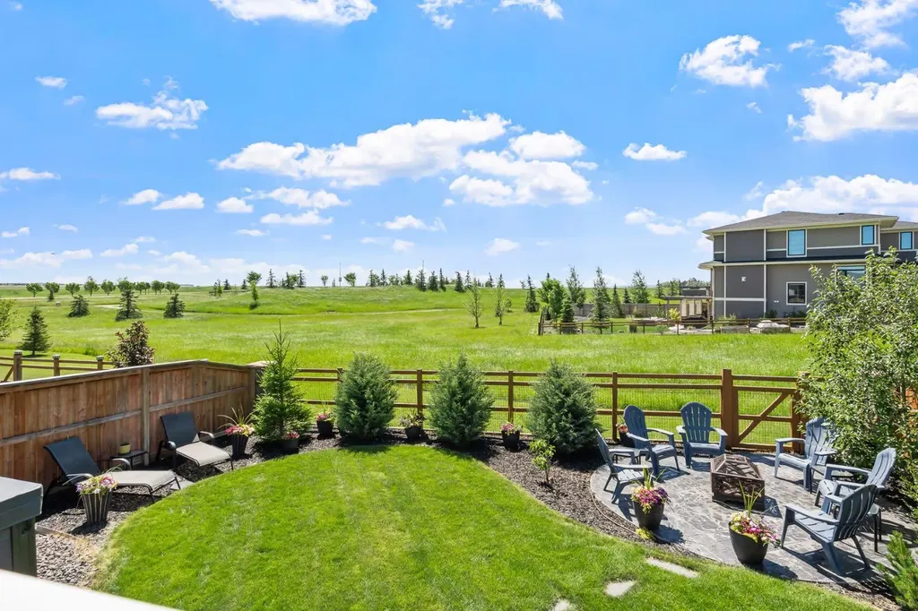 27 Yarrow Gate Rural Rocky View County AB T3Z 0C8