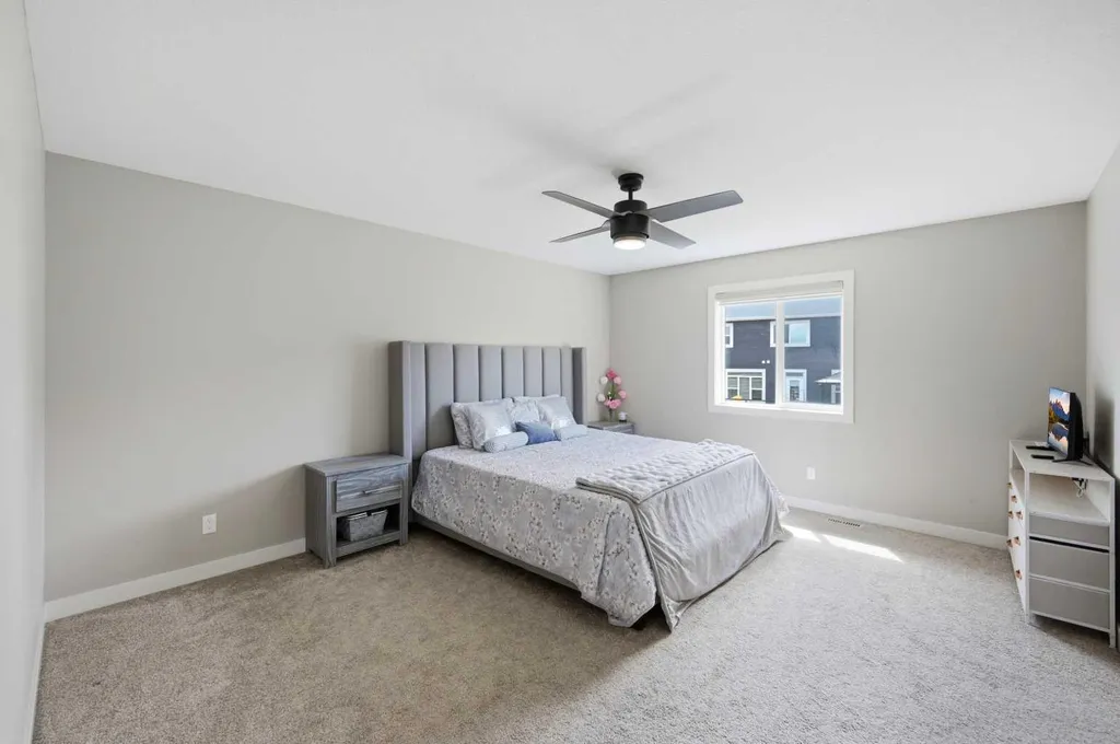 713 Marina Drive Chestermere AB T1X 0Y3