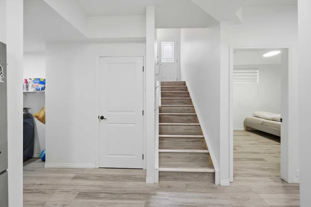 713 Marina Drive Chestermere AB T1X 0Y3