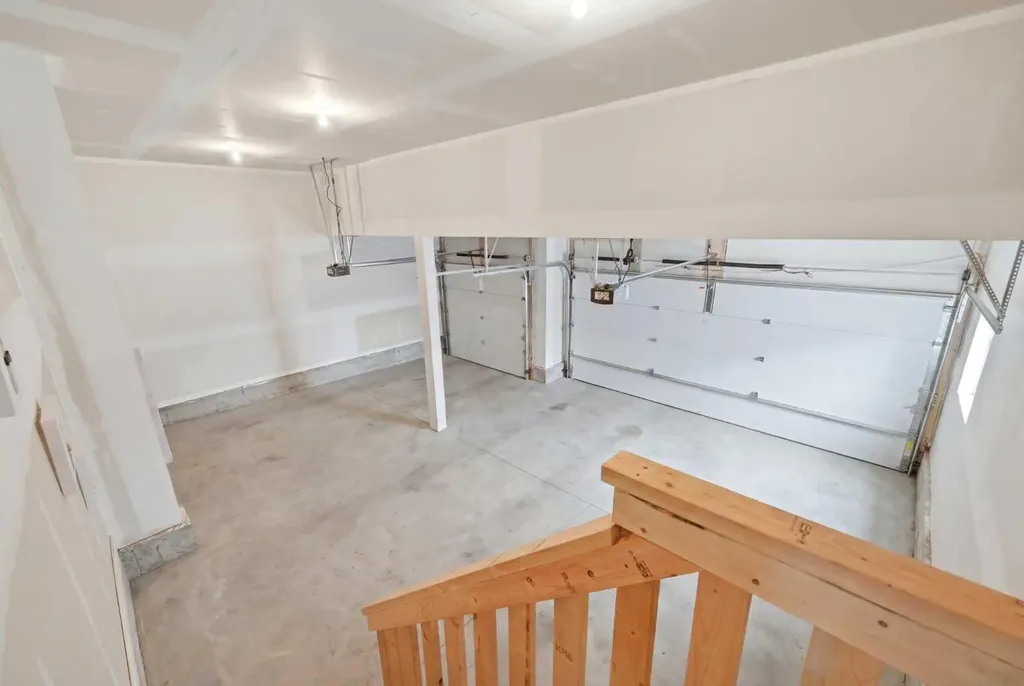 713 Marina Drive Chestermere AB T1X 0Y3