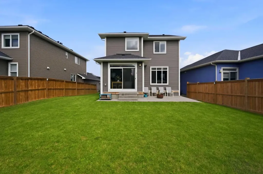 713 Marina Drive Chestermere AB T1X 0Y3