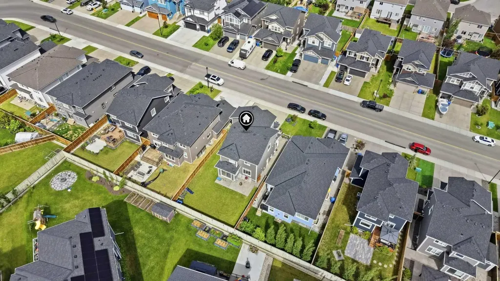 713 Marina Drive Chestermere AB T1X 0Y3