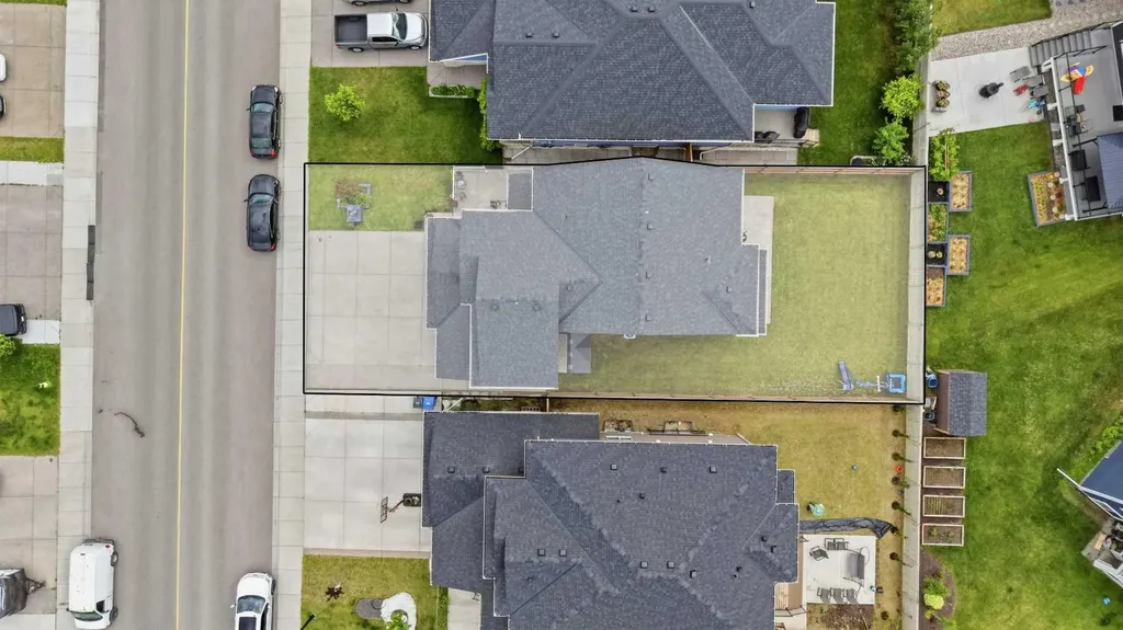 713 Marina Drive Chestermere AB T1X 0Y3
