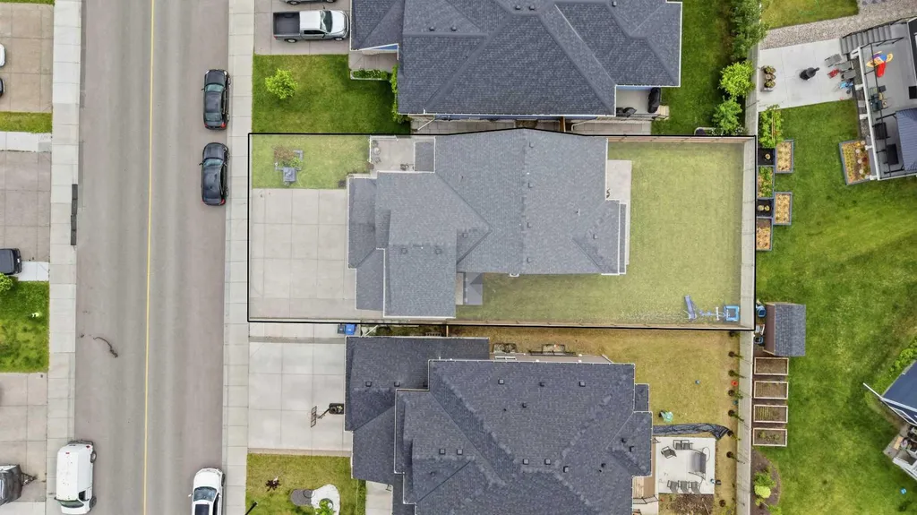 713 Marina Drive Chestermere AB T1X 0Y3