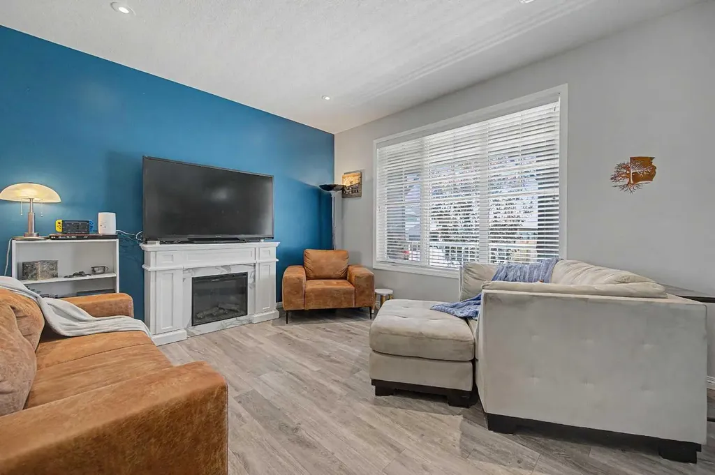 104 Ellen Road Crossfield AB T0M 0S0
