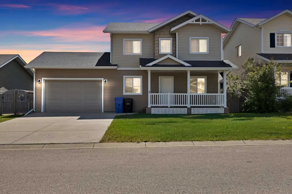 9 Mackenzie Way Carstairs AB T0M 0N0
