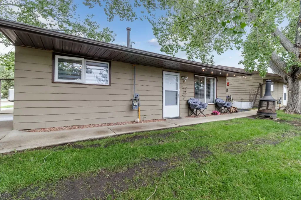 25054 South Pine Lake Road Rural Red Deer County AB T0M 1R0