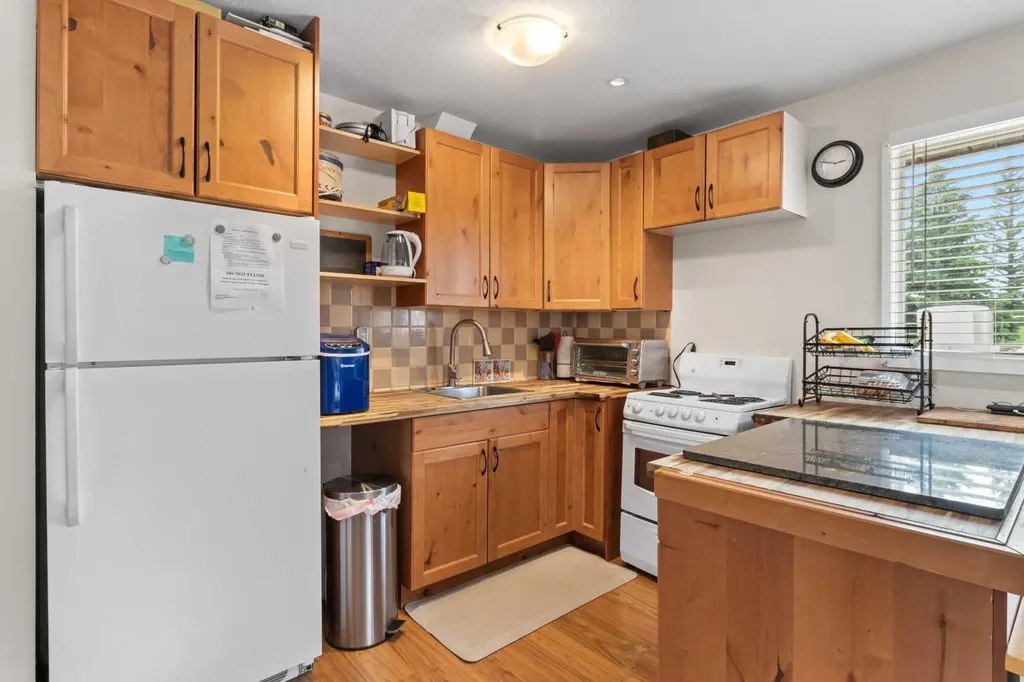 25054 South Pine Lake Road Rural Red Deer County AB T0M 1R0