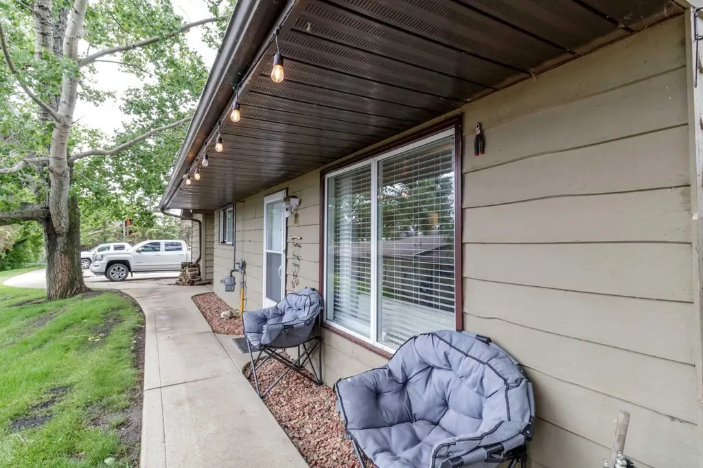 25054 South Pine Lake Road Rural Red Deer County AB T0M 1R0