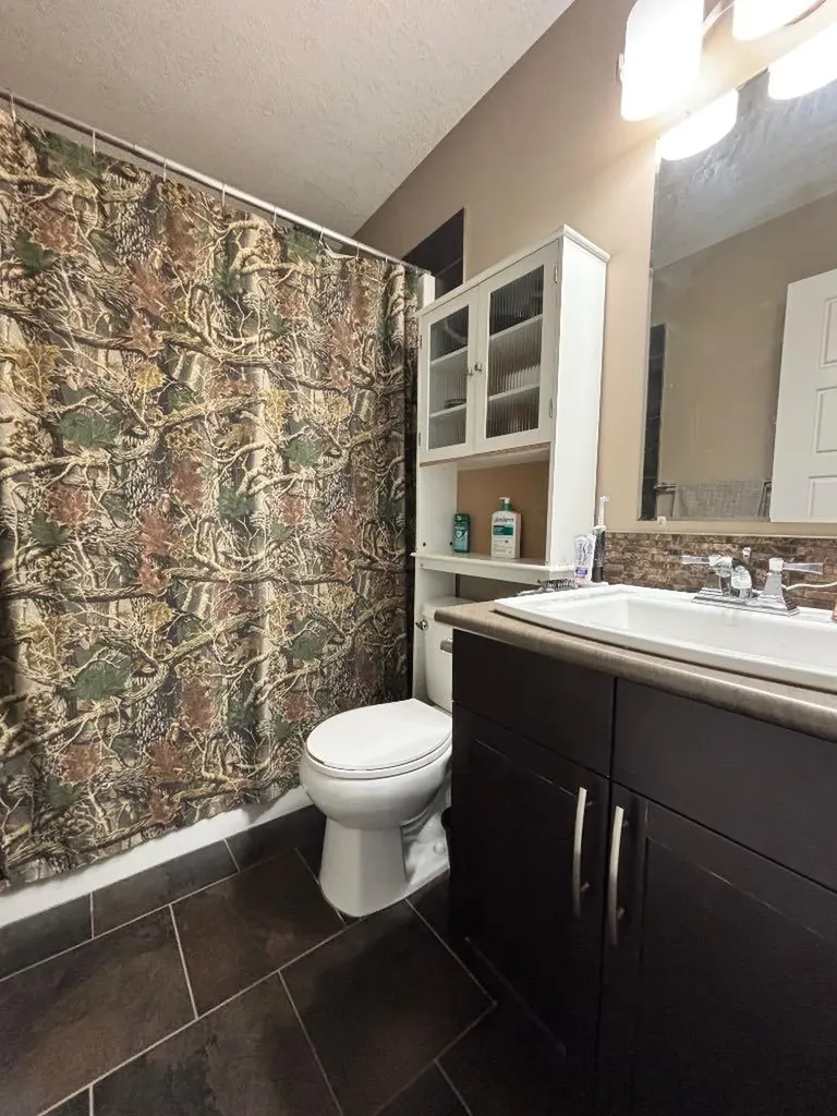 11570 76 Avenue Grande Prairie AB T8W 0B6
