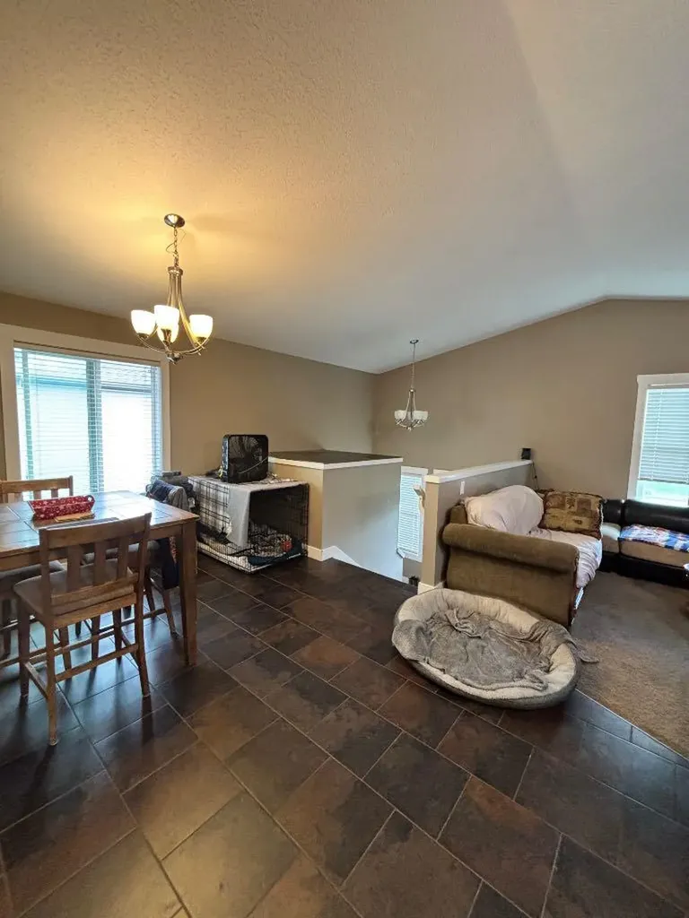 11570 76 Avenue Grande Prairie AB T8W 0B6