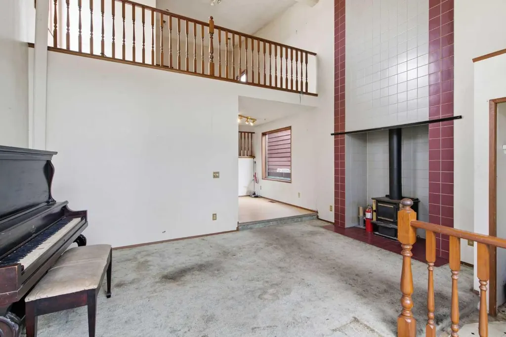 5 Martingrove Court NE Calgary AB T3J 2S3