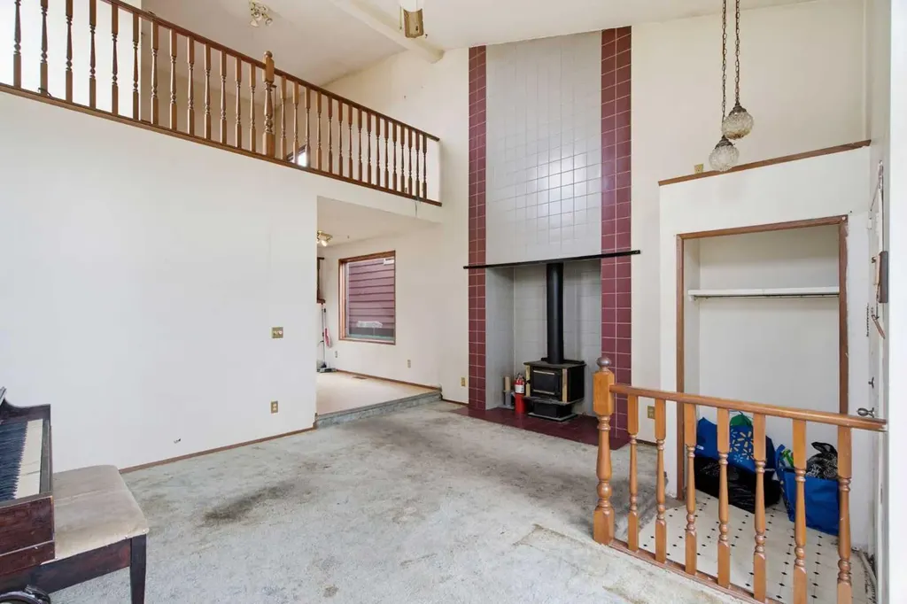 5 Martingrove Court NE Calgary AB T3J 2S3