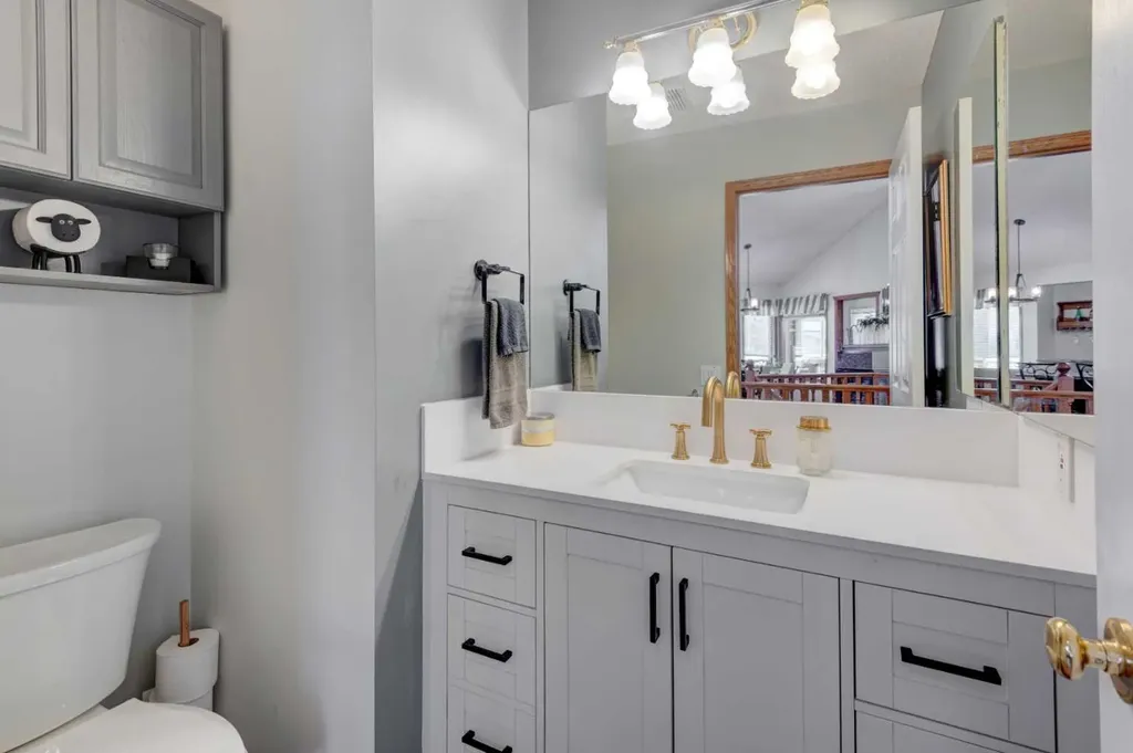 30 Cranston Place SE Calgary AB T3M 1A1