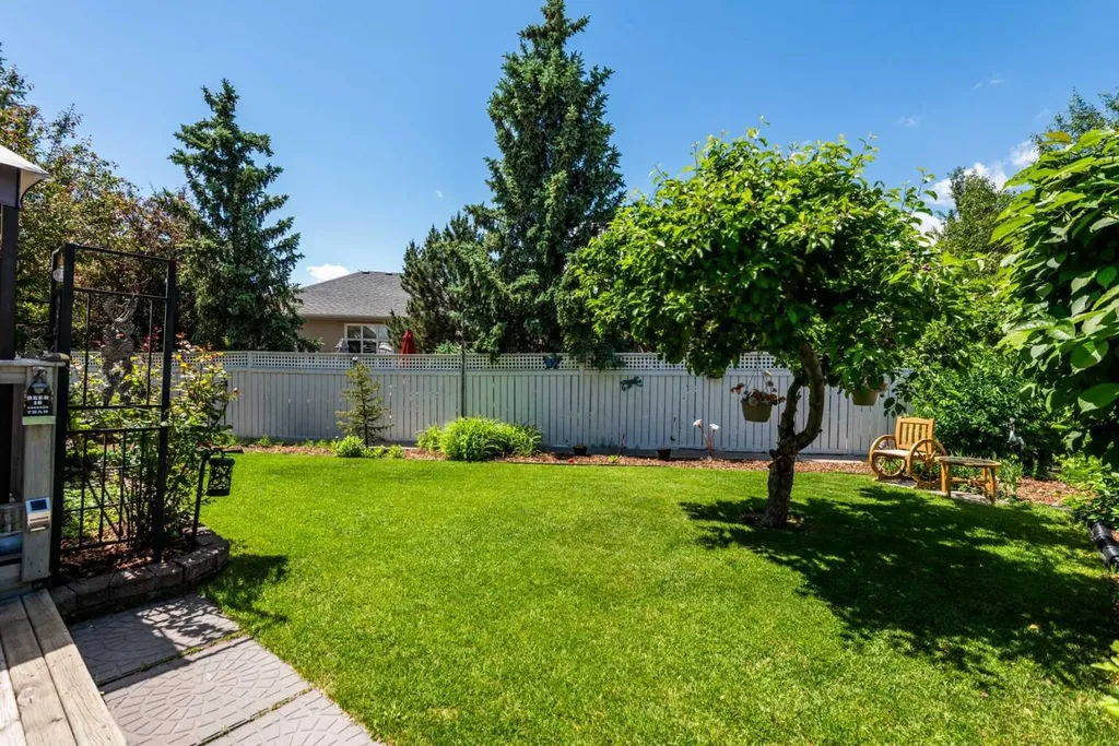 30 Cranston Place SE Calgary AB T3M 1A1