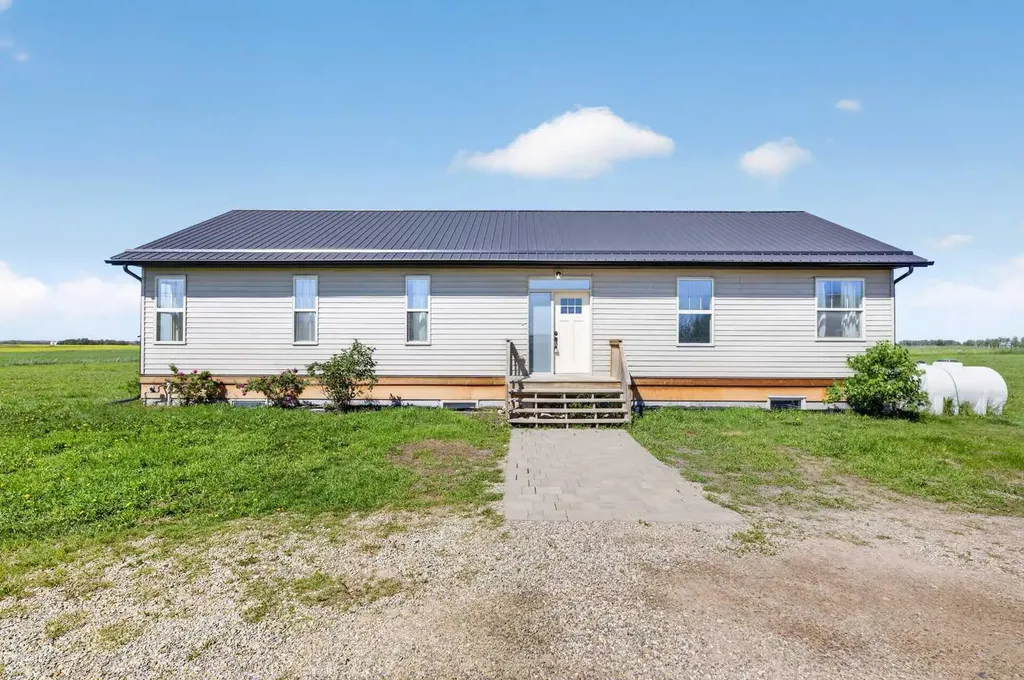 31340 Range Road 270 Didsbury AB T0M0W0