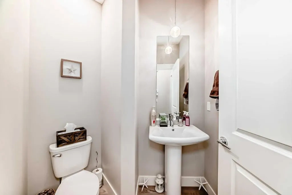 477 Legacy Boulevard SE Calgary AB T2X 7C9