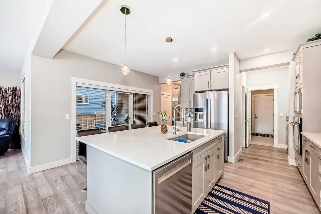 477 Legacy Boulevard SE Calgary AB T2X 7C9